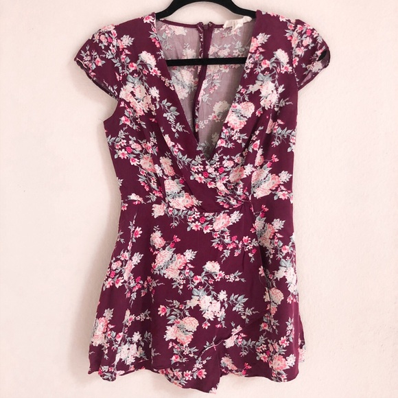 Forever21 burgundy floral romper - Picture 3 of 5